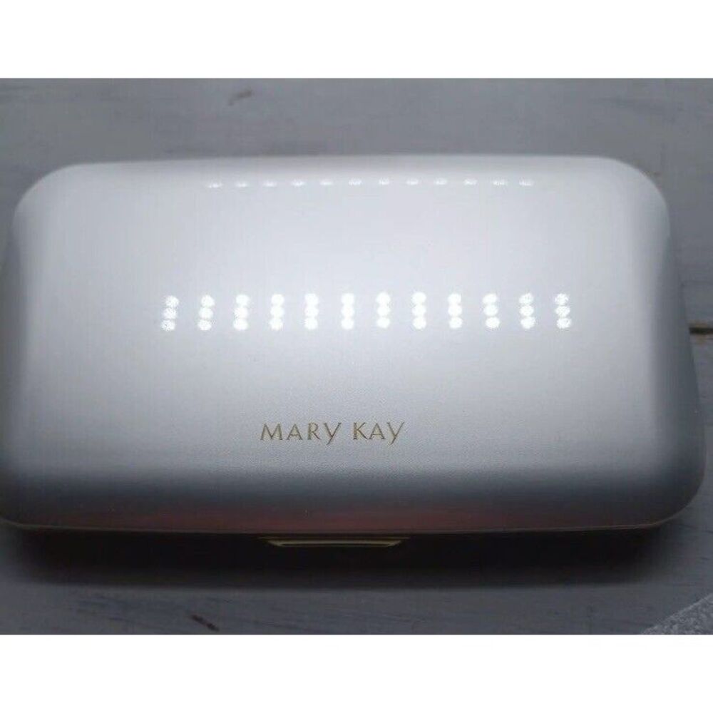 Mary Kay‎ Timewise Foundation Compact/New In Box - Picture 4 of 4